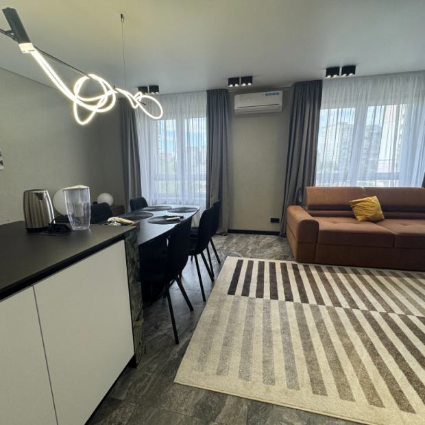 Фотографии квартиры 
            Квартира уютная 2х-к с дизайнерским ремонтом в ЖК Апарт