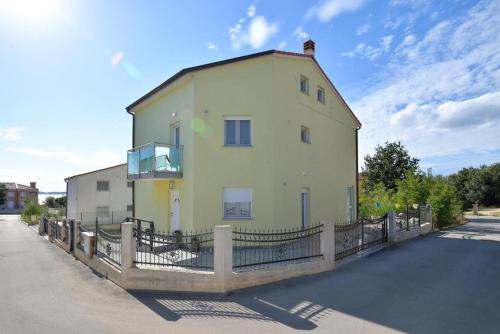 Фотография гостевого дома Holiday house with a parking space Medulin - 13655