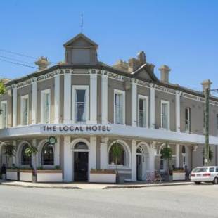 Фотографии гостиницы 
            The Local Hotel