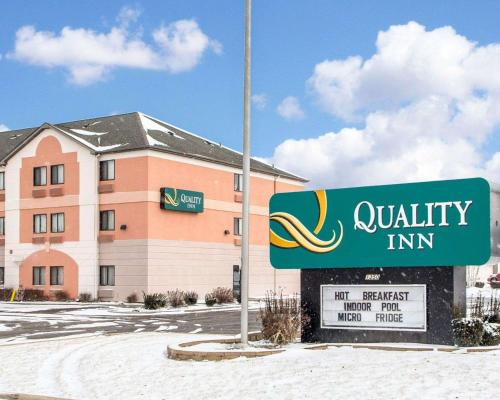 Фотография гостиницы Quality Inn Merrillville