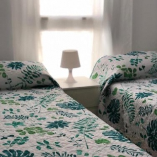 Фотография гостевого дома Calle de Frederica Montseny 'Política' Casa o chalet