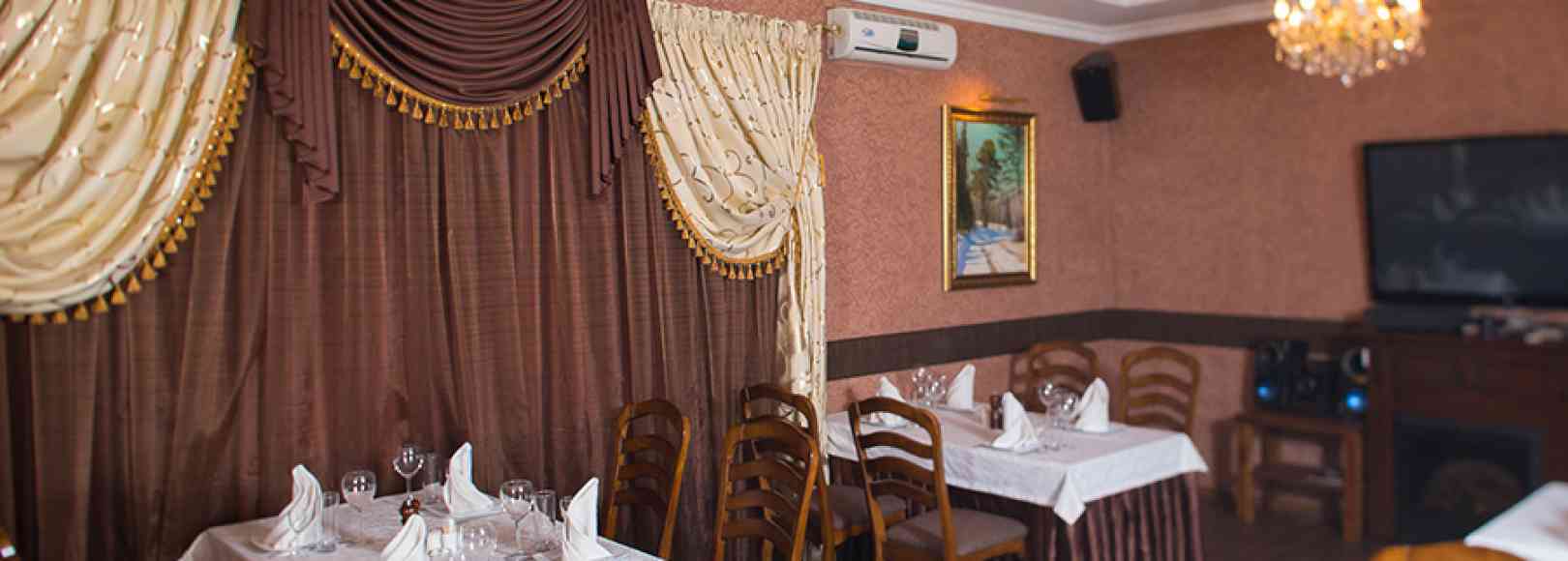 Фотография банкетного зала Шале Primaire