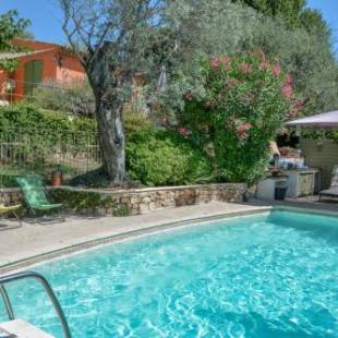 Фотографии мини отеля
Le Clos des Oliviers