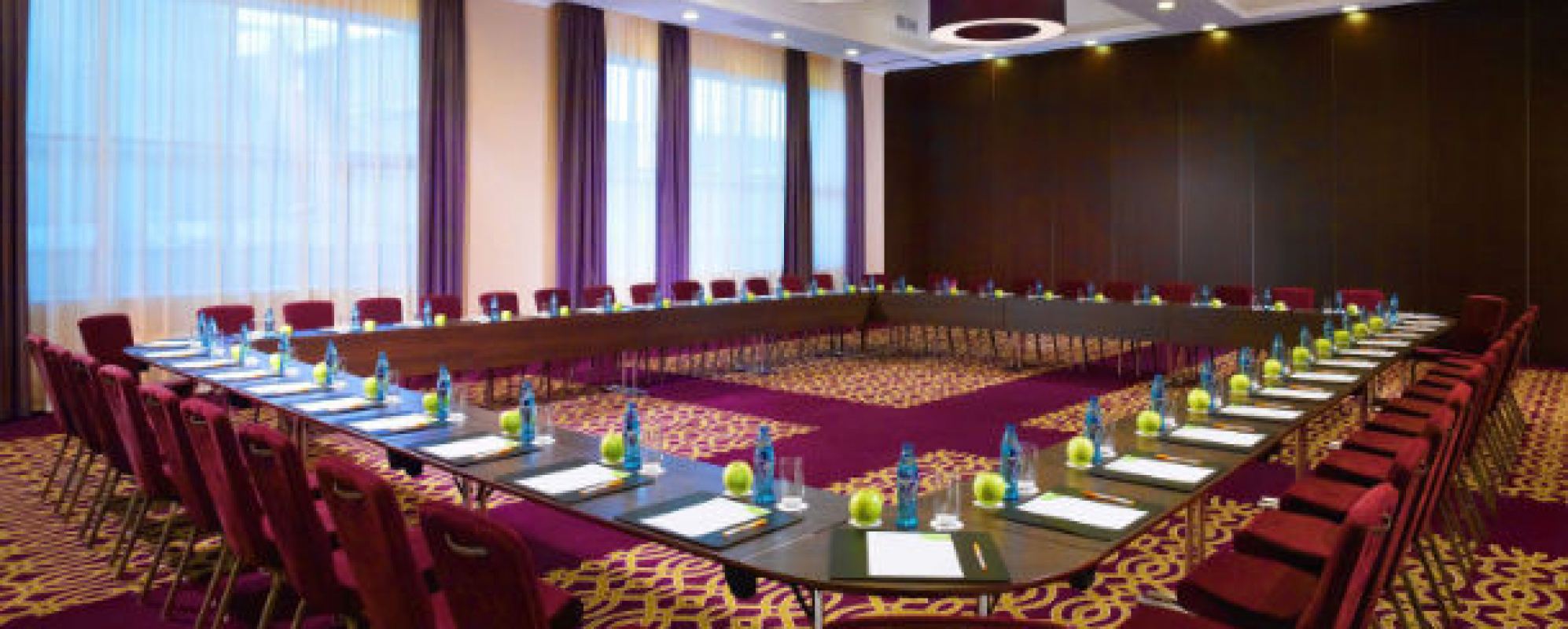 Фотографии конференц-зала Гранд Кортъярд II