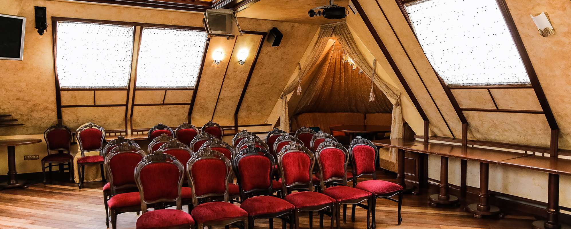 Фотографии конференц-зала Дворянское гнездо