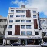 Фотография гостиницы 3 Door Hotel