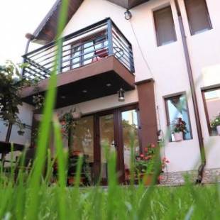 Фотографии гостевого дома
Upstairs Residence