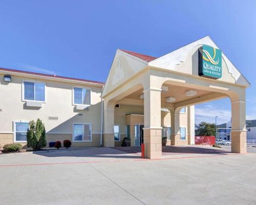 Фотография гостиницы Quality Inn and Suites Terrell