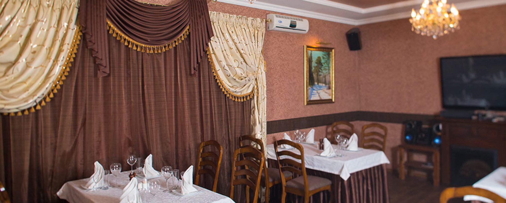 Фотографии банкетного зала Шале Primaire