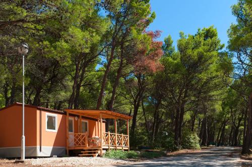 Фотография базы отдыха Mobile Homes Camp Baško Polje - Adriatic Kampovi
