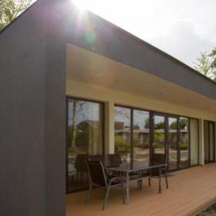 Фотографии гостевого дома
RCN Vakantiepark de Schotsman Bungalow de Boei