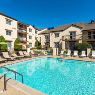 Фотографии гостиницы
Club Hotel Nashville Inn & Suites