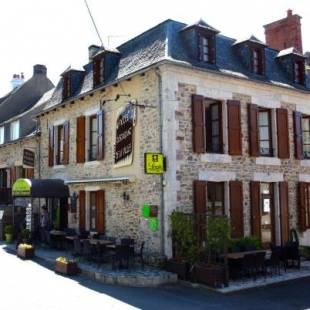 Фотографии гостиницы 
            Logis Hôtel Les Coudercous