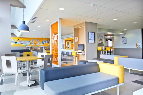 Фотография гостиницы Premiere Classe Clermont Ferrand Centre