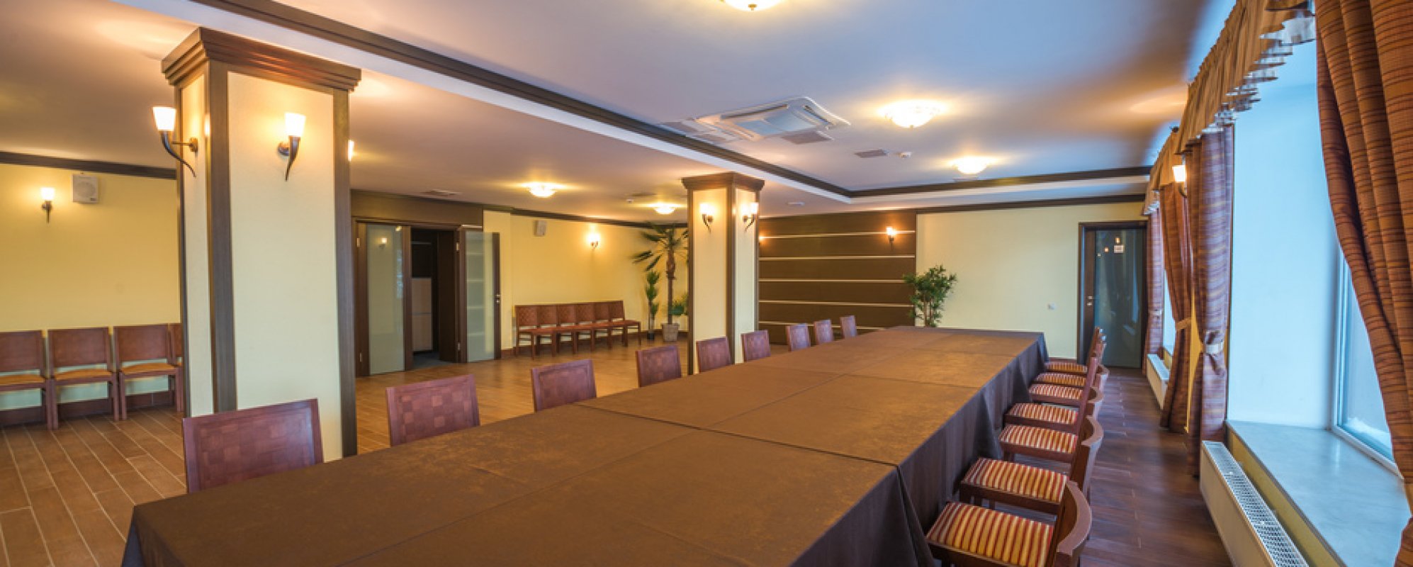 Фотографии конференц-зала Малый конференц-зал Дежавю