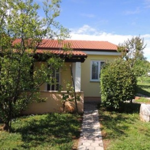 Фотография гостевого дома Ferienhaus-Lavanda-2