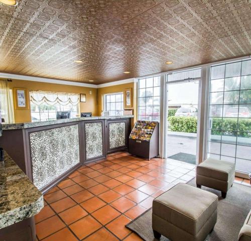 Фотография мотеля Econo Lodge Cocoa Beach - near the Port