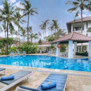 Фотография гостиницы Legong Keraton Beach Hotel