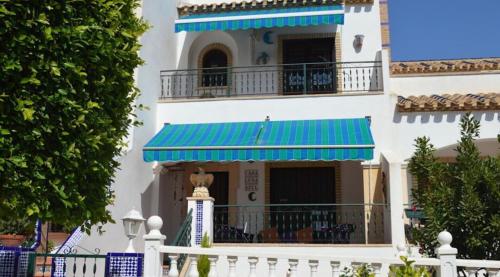 Фотографии гостевого дома
Villamartin, lovely 2 bed house, short walk to the Plaza.