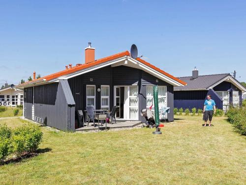 Фотографии гостевого дома
Two-Bedroom Holiday home in Grömitz 24