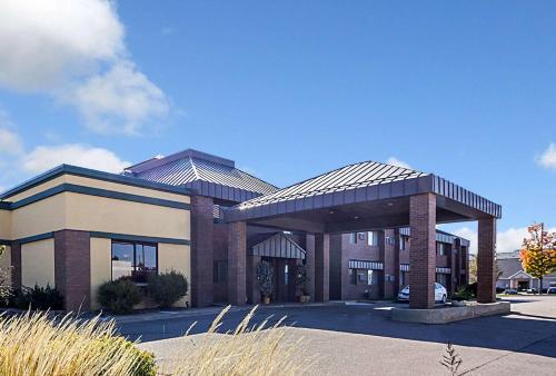 Фотография гостиницы Quality Inn Saint Cloud