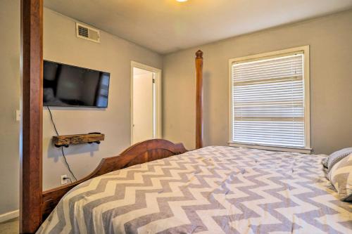 Фотография гостевого дома The Ranger House Columbus Home with Fenced Backyard