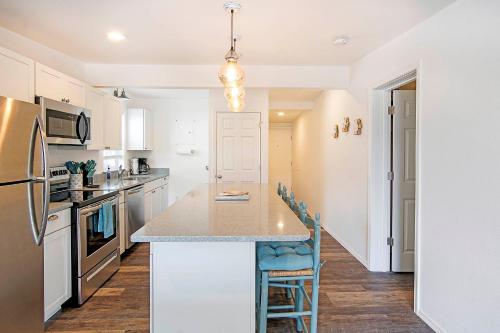 Фотография гостевого дома Blue Skys Condo