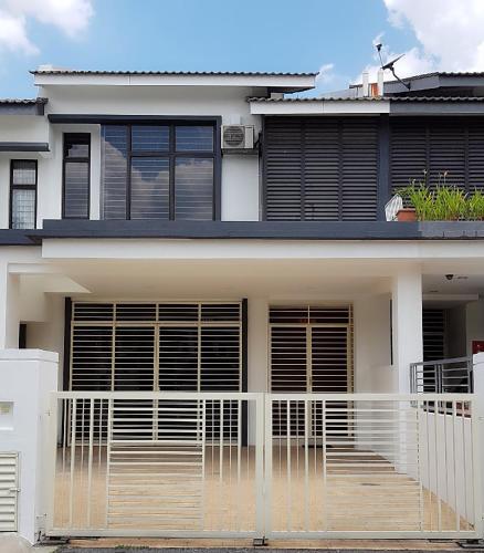 Фотография гостевого дома 12 Pax Puteri 6 Puchong Table Tennis/TV Game