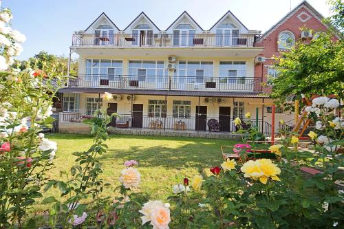 Фотографии гостевого дома
Арцах