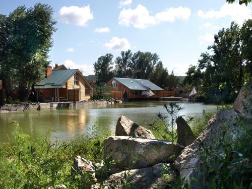 Фотографии гостевого дома 
            Дома для отпуска Клёвое Место