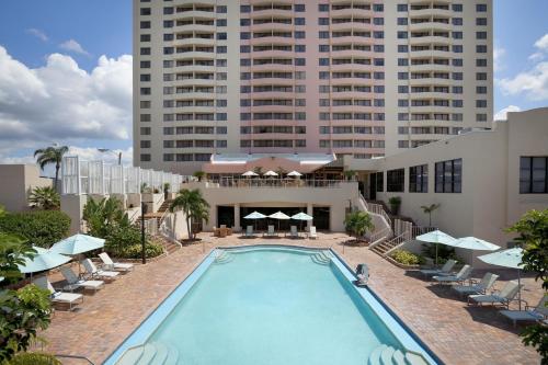 Фотография гостиницы Embassy Suites by Hilton Tampa Airport Westshore