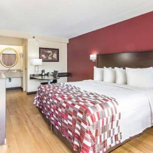 Фотографии мини отеля 
            Red Roof Inn Hampton Coliseum and Convention Center