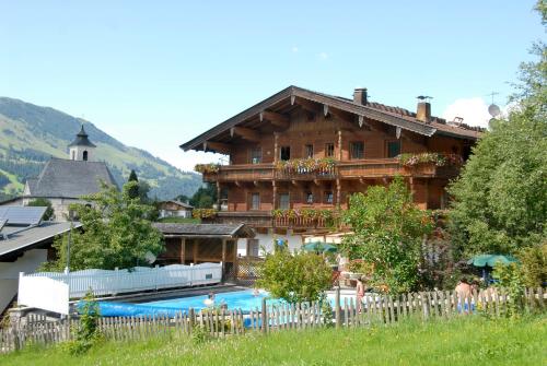 Фотография гостиницы Hotel Aschauer Hof z'Fritzn