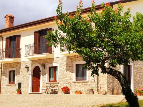 Фотографии базы отдыха 
            Agriturismo Casale Cerere