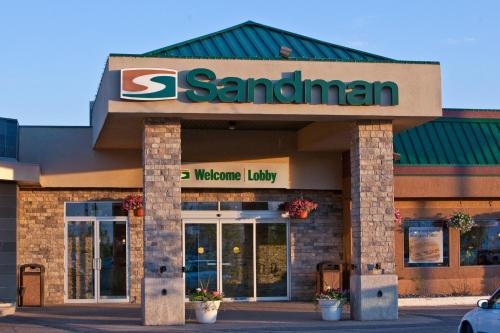 Фотография гостиницы Sandman Hotel Edmonton West