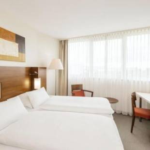 Фотографии гостиницы
NH Frankfurt Niederrad