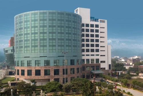 Фотография гостиницы Savoy Suites Greater Noida