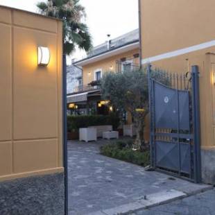 Фотографии мини отеля
Luxury B&B La Spelunca