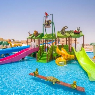 Фотография гостиницы Sunny Days Mirette Family Resort - Families and couples only