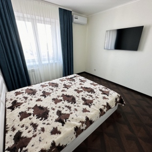 Фотография квартиры Квартира Новая Двухкомнатная в Центре Города с Видом на Китай