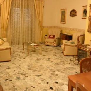 Фотографии мини отеля
B&B Piazza Madonnina