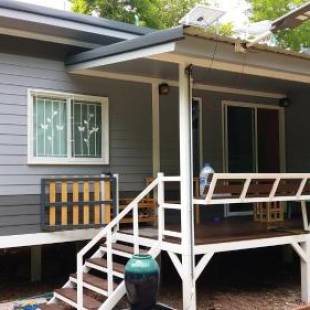 Фотографии гостевого дома
Tarmtawan garden home