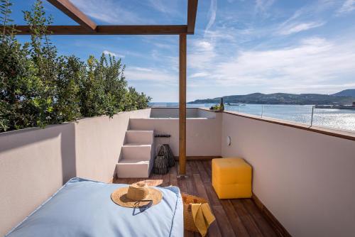 Фотография гостиницы Shapes Luxury Suites