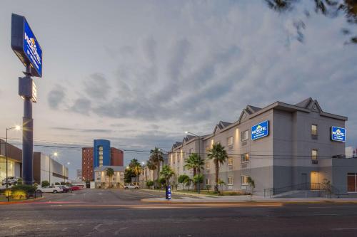 Фотография гостиницы Microtel Inn & Suites by Wyndham Culiacán