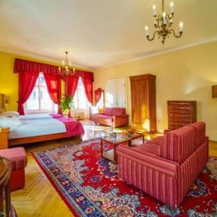 Фотографии гостиницы
Josephine Old Town Square Hotel - Czech Leading Hotels