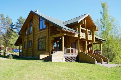 Фотография гостевого дома Шале Красное озеро