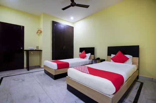 Фотография гостиницы OYO 22736 Anuguna Tulasi Grand