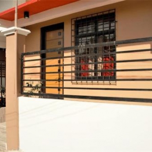 Фотография гостевого дома 4BR House in Batangas City, FREE Wifi + Netflix