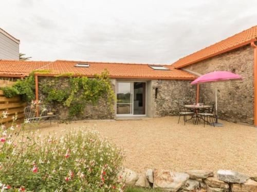 Фотография гостевого дома Gîte Pornic-Le Clion sur Mer, 1 pièce, 2 personnes - FR-1-306-1069