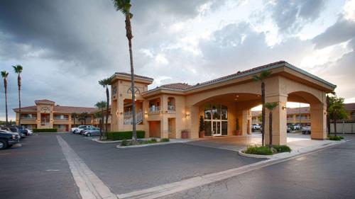 Фотография мотеля Best Western Inn & Suites Lemoore